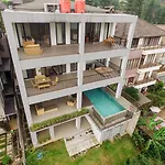 Indah 2 Mountain Villa 8 bedroom private pool