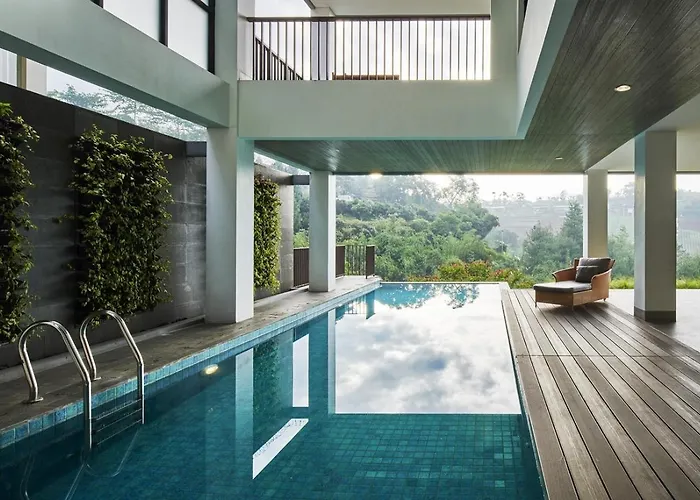 Indah 2 Mountain Villa 8 bedroom private pool